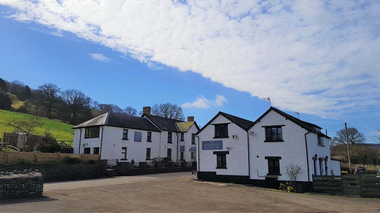 The Kestrel B&B Crickhowell Exterior photo